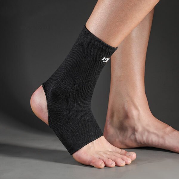 Protective Gear for Running, Fitness, Climbing & Sports